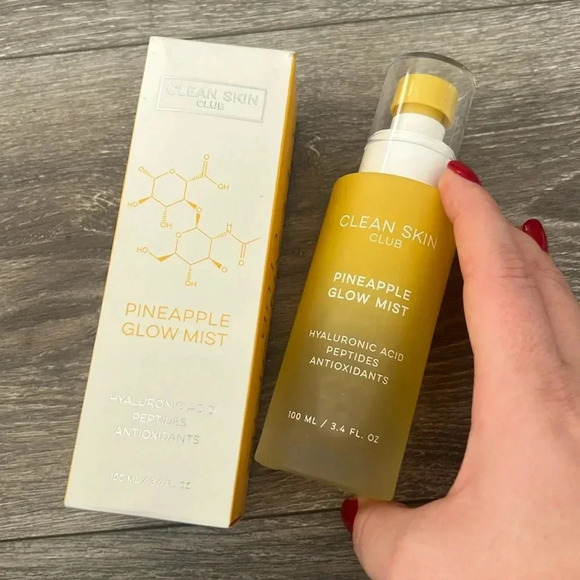 Pineapple Glow Mist - Clean Skin Club - Picture 1 of 4